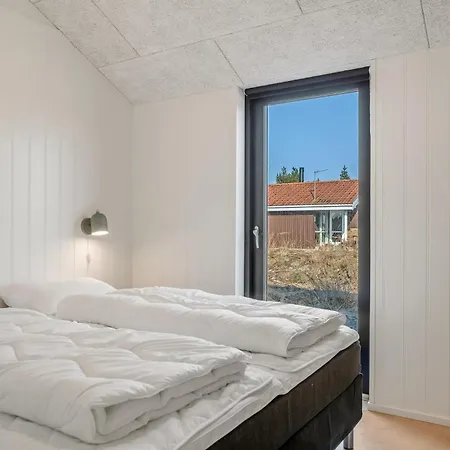 Feriehus Luxury With Outdoor Hot Tub, Outdoor Sauna And Activity For 12 People Fjerritslev